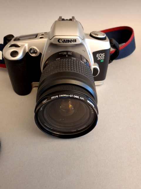 Canon EOS 500 N, analogt kamera m. Kamerataske